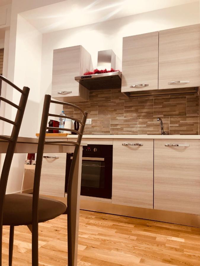 Vt Home - Appartamento Milano Zona Navigli Екстериор снимка